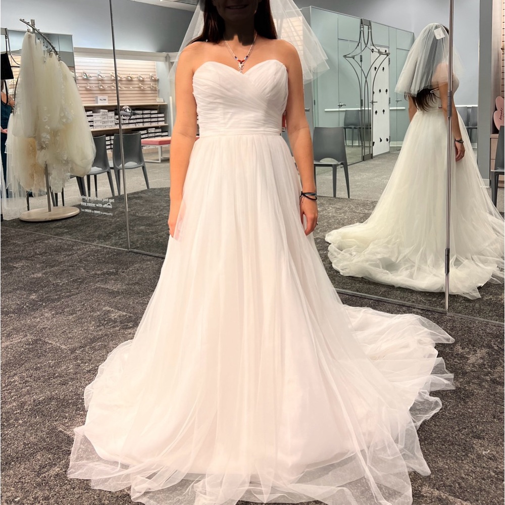 David’s Bridal Gown with Classic Short Veil - New with Tags